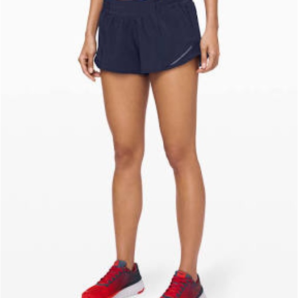 Lululemon Hotty Hot 2.5” Navy Shorts